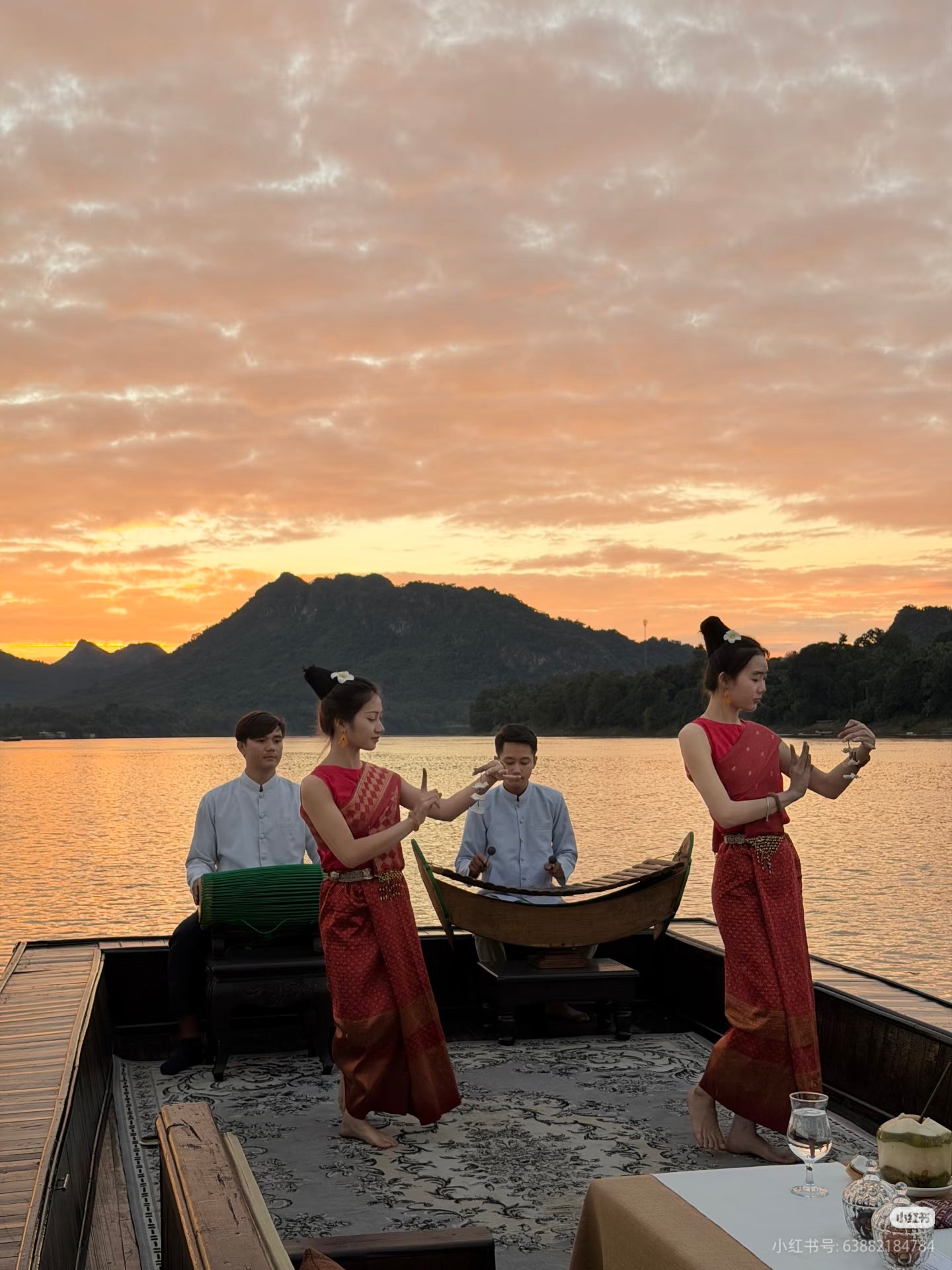 River Sun Sunset Dinner Cruise – Mekong River, Luang Prabang